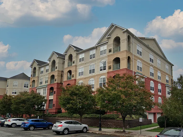 River Place At Rahway — Photo 16