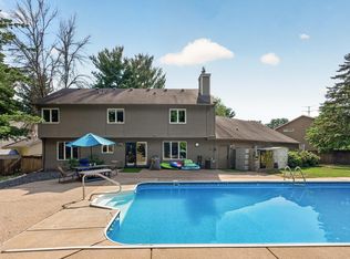 7305 Hidden Valley Trl S, Cottage Grove, MN 55016