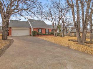 3902 Bandera Dr, Granbury, TX 76049