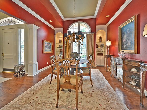 4th image of 4105 Oakdale Farm Cir