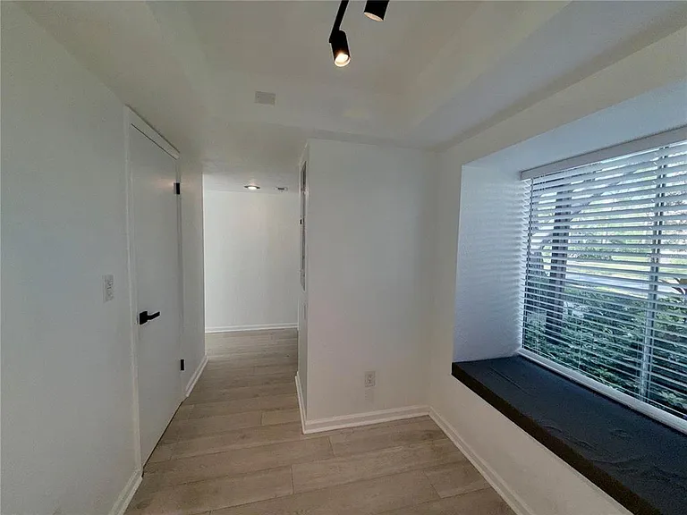 3707 Pine Cone Cir — Photo 7