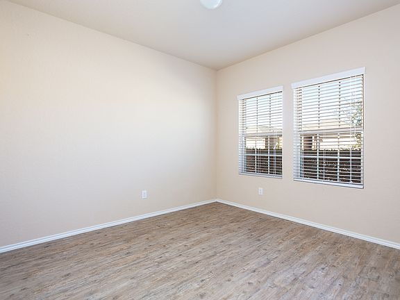 2nd image of 9114 Blanco Park