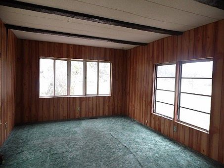 2nd image of 3802 Rolling Hills Ct E