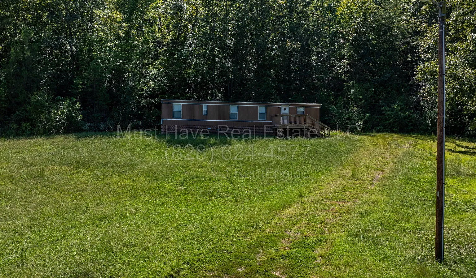 2 bed, 1.0 bath, $1,100 — Photo 1