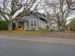 850 SE Ireland St, Oak Harbor, WA 98277