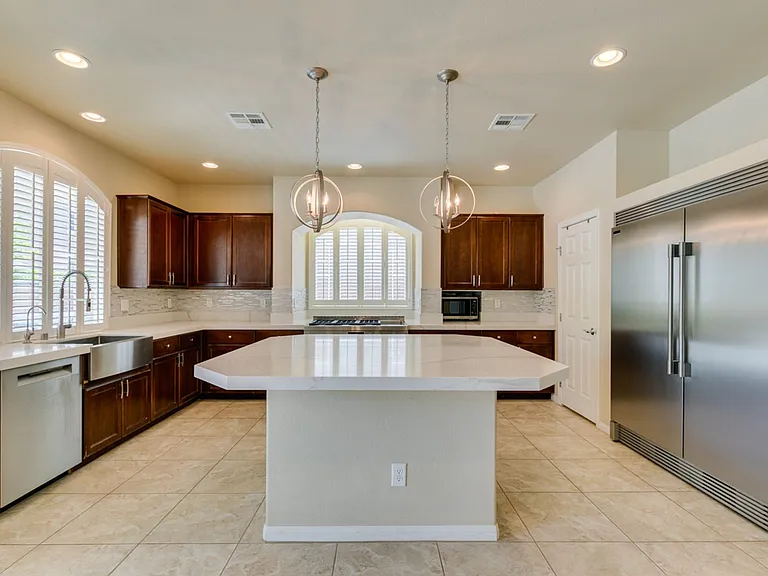 9766 Cadence Creek Ct — Photo 31