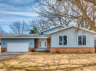 2013 29th Ave NW, New Brighton, MN 55112