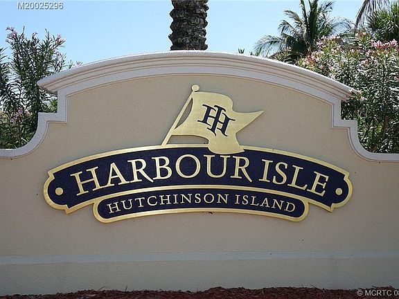 3rd image of 12 Harbour Isle Dr E #106