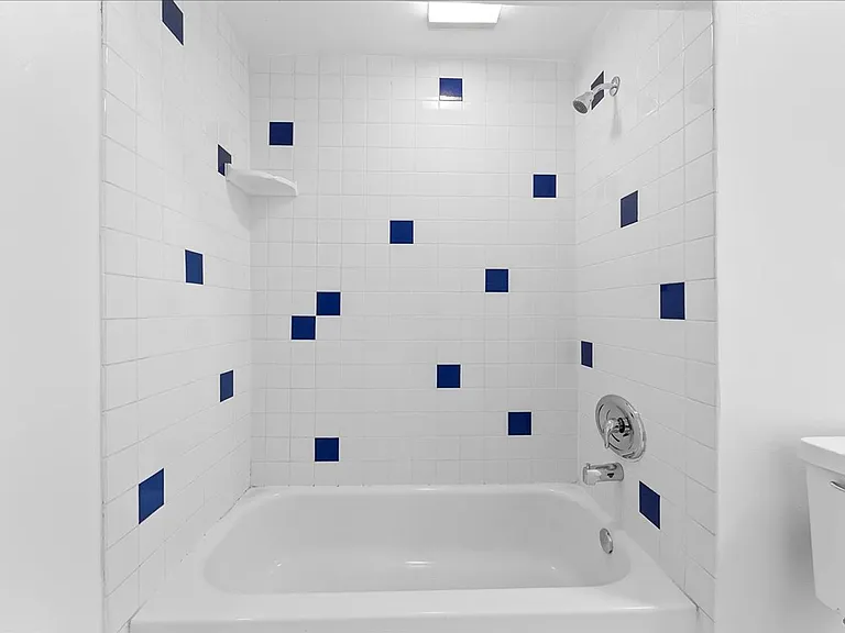 3212 Hamilton Way #9 — Photo 14