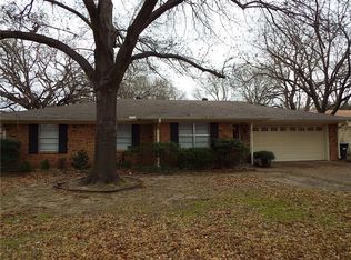 614 Madison Dr, Corsicana, TX 75110