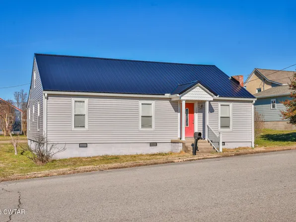 150 Locust St, Dresden, TN 38225