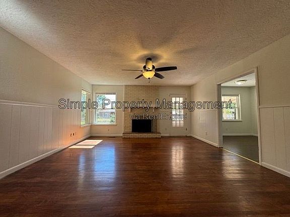 5th image of 816 Willow Ln