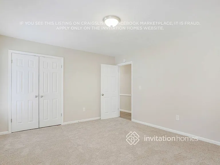 5670 Orly Ter — Photo 12