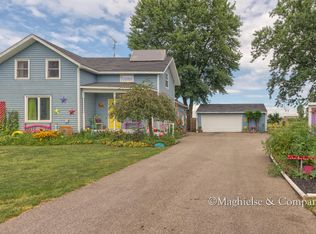 1279 144th Ave, Wayland, MI 49348