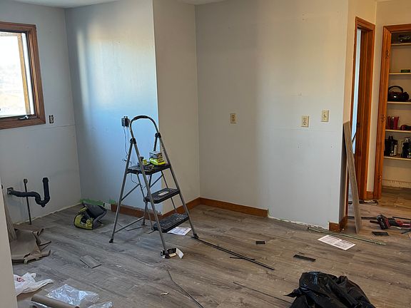 5th image of 38 Gage St #2