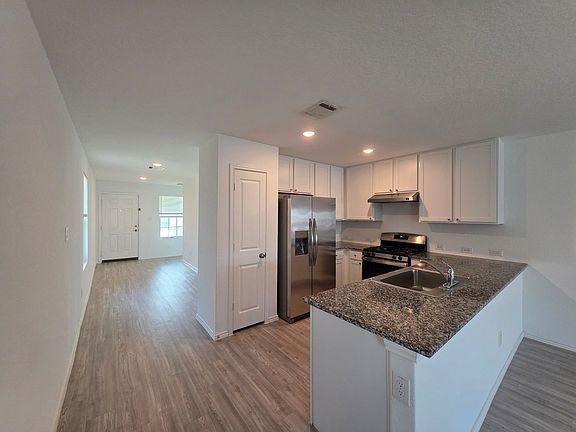 4th image of 4347 Rapids Way