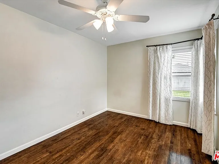 6200 Jamieson Ave — Photo 24