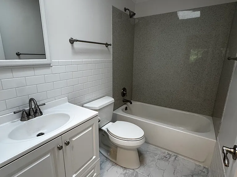 13153 Weatherfield Dr — Photo 16