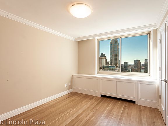 5th image of 30 W 63rd St #31MNO