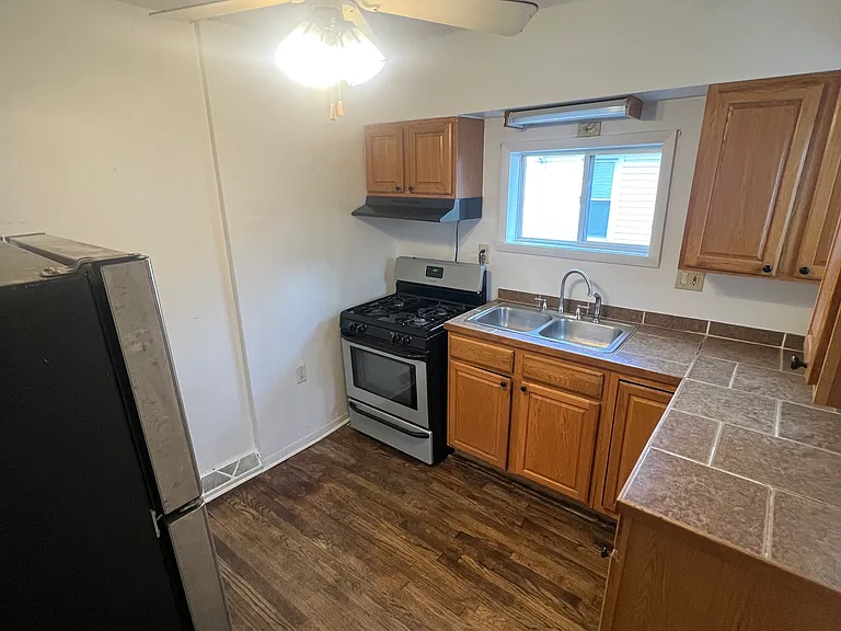 1322 Reed St #1 — Photo 6