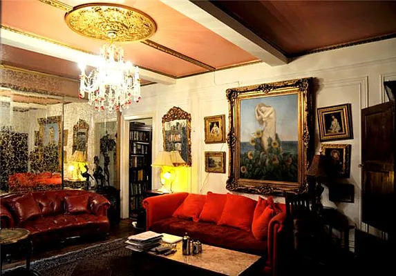 Sold by R New York | media 17