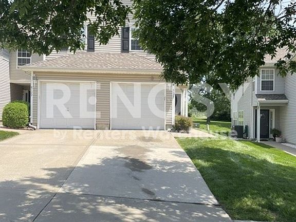 3rd image of 8127 N Lawn Ave