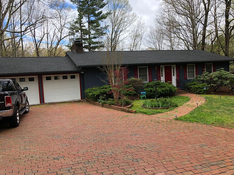 1st image of 92 Brunswick Dr