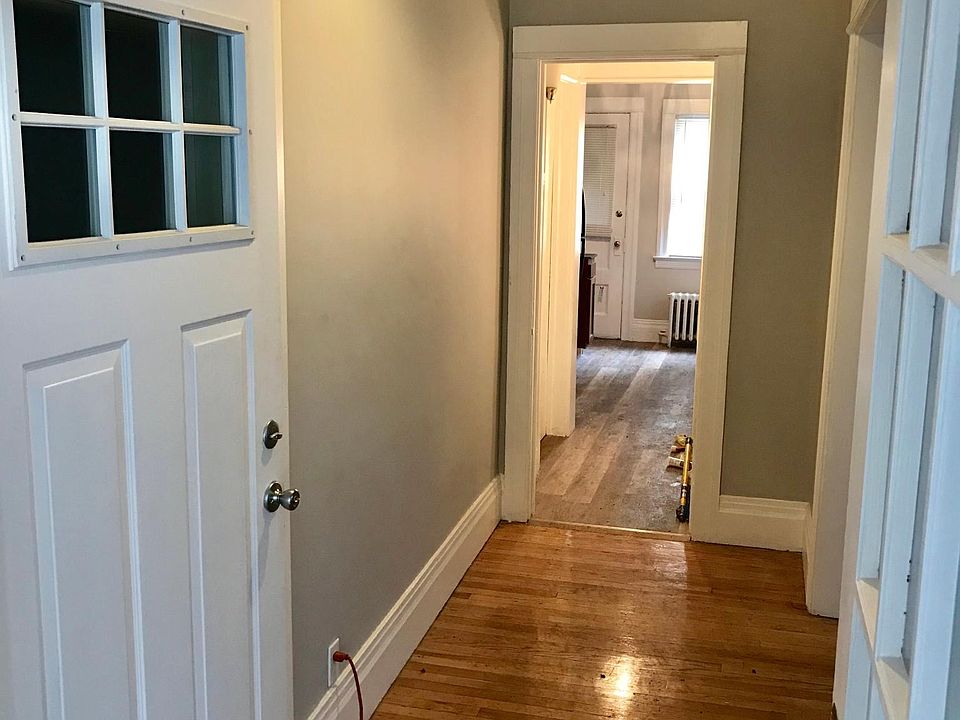 Hallway/Entry, easy flow through apartment