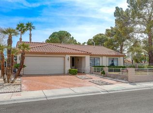 8813 Rocky Shore Dr, Las Vegas, NV 89117