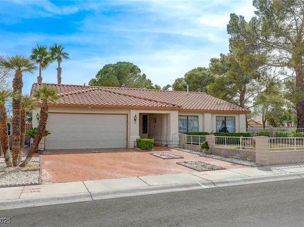 8813 Rocky Shore Dr, Las Vegas, NV 89117