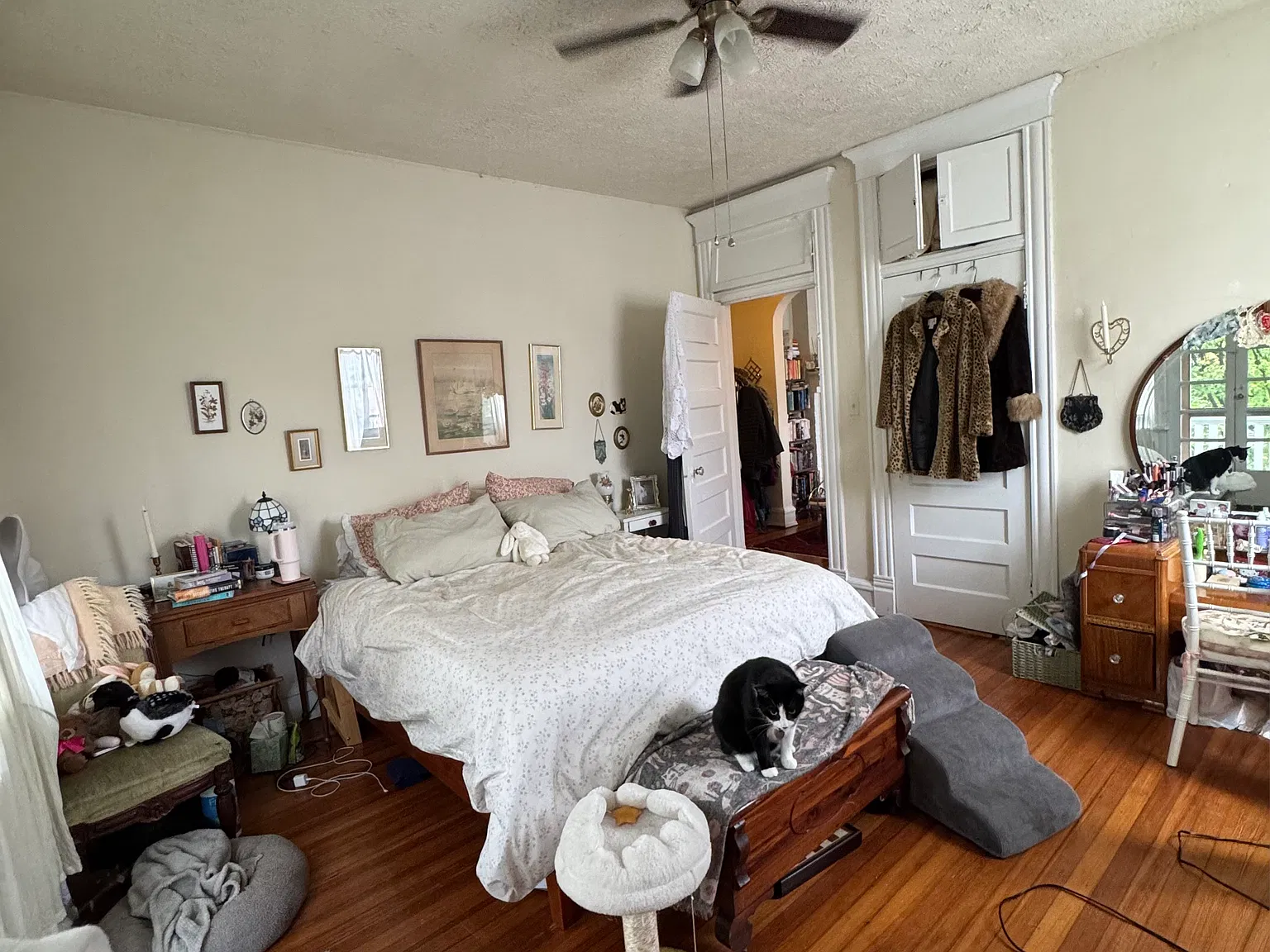 2 bed, 900 sqft, $1,899 — Photo 4