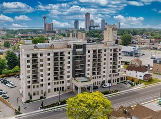 5698 Main St #807, Niagara Falls, ON L2G 0Z2