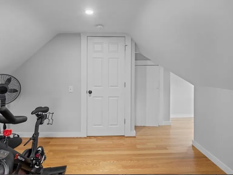 14 Everett St #2 — Photo 17