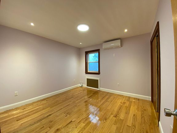 3rd image of 3274 Giegerich Pl Floor 2
