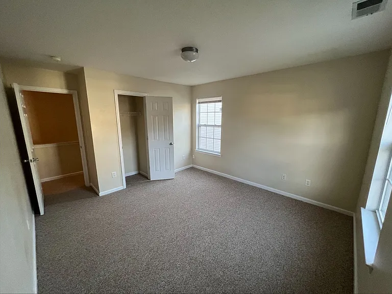 433 Garcia Dr — Photo 17