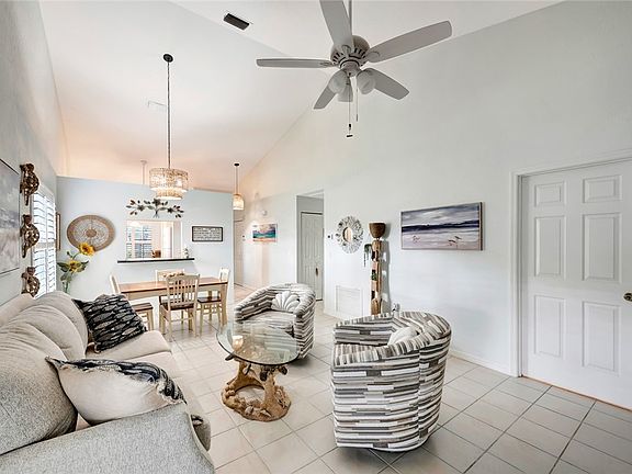 4th image of 1845 Waterford Dr APT 6