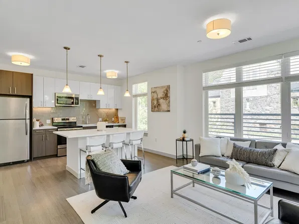 99 Tremont St #519, Brighton, MA 02135