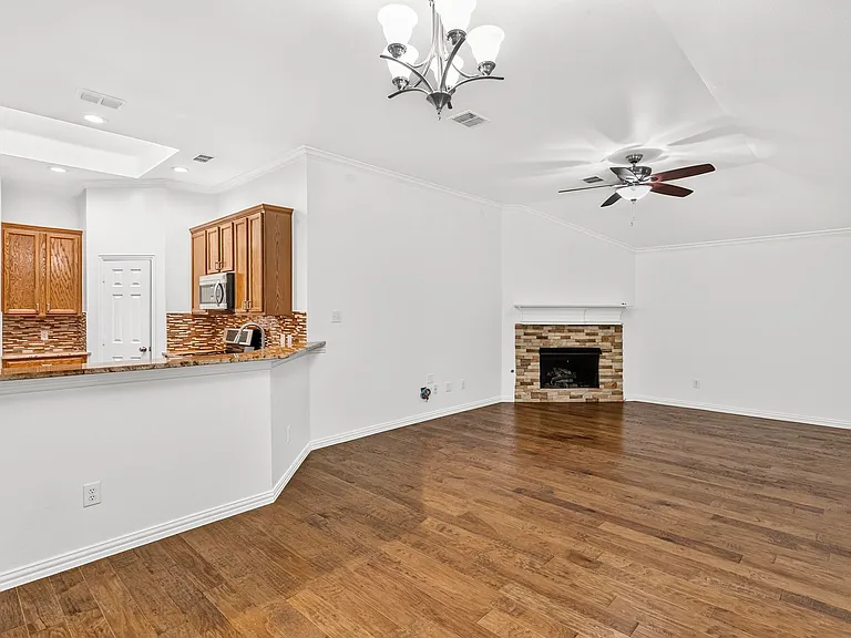 1711 Grand Canyon Way — Photo 12