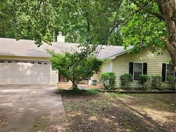 881 June Ct, Jonesboro, GA 30238