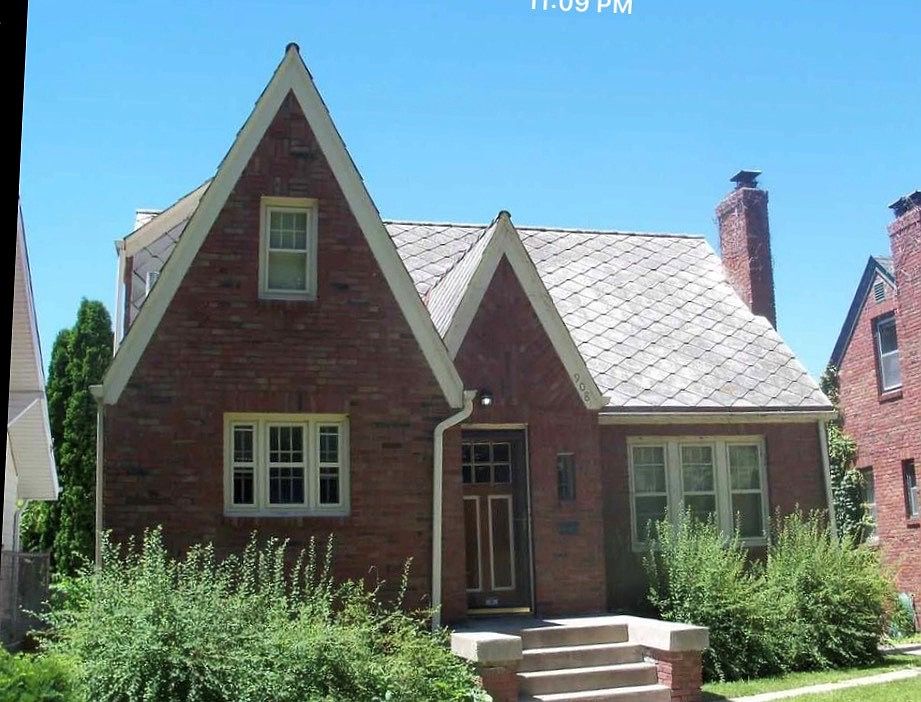 1st image of 908 S 38th Ave