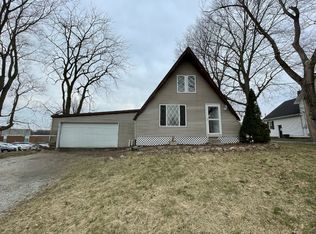 301 W State St, Mahomet, IL 61853