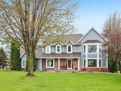 N53W26727 Arrowhead DRIVE, Pewaukee, WI, 53072