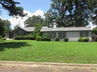4 Creekwood Dr, Texarkana, AR 71854