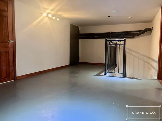 Rented by Grand & Co. | media 38