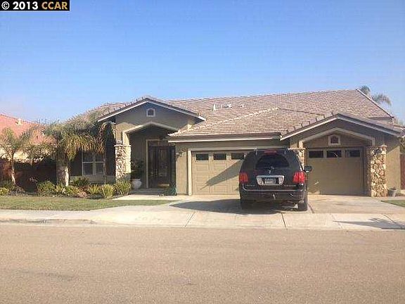 2nd image of 4055 Newport Ln