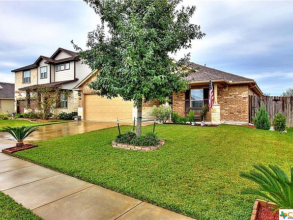 2nd image of 107 Blue Rock Ct