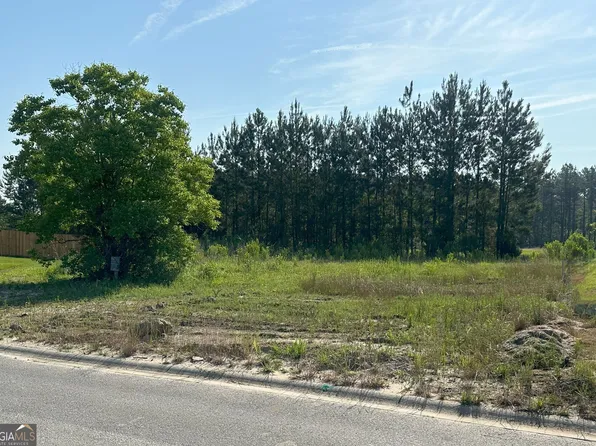 207 Starboard Ct, Kingsland, GA 31548