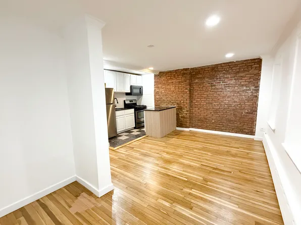 181 Macdonough Street image 1 of 13