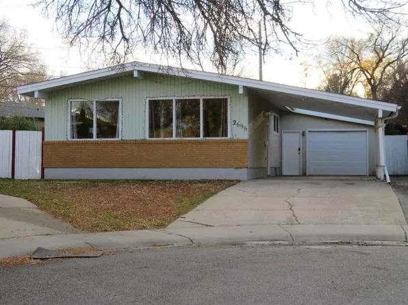 2696 NE Burton Pl SE, Medicine Hat, AB T1A 3W2
