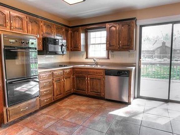 4th image of 5859 N Kirkwood Ave #Home